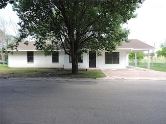 509 S Pearl St, Kemp, TX 75143