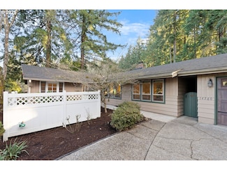 14260 SW Hargis Rd, Beaverton, OR 97008