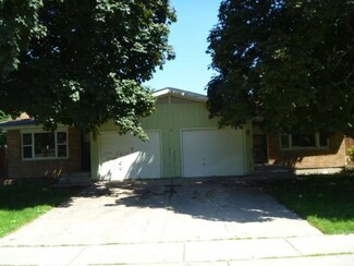 1734 Maple Ln Unit 36, Elgin, IL 60123