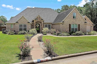 133 Stonegate Dr, Carthage, TX 75633