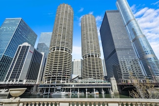 300 N State St Unit 5225, Chicago, IL 60654