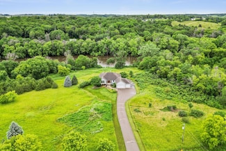 7605 Woodland Trail, Rockford, MN 55373