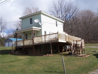 14446 Meade St, Sterling, NY 13156