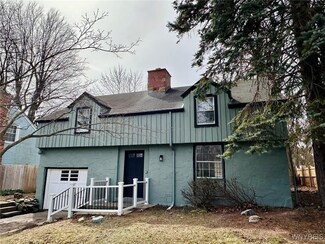370 N Forest Rd, Buffalo, NY 14221