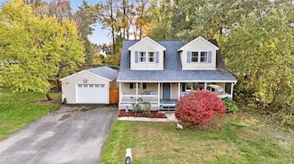 123 Barclay Ln, Saugerties, NY 12477