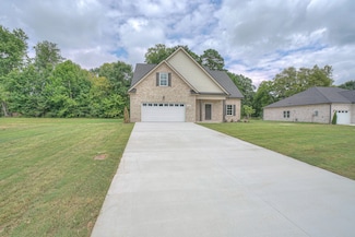 204 Spring House Dr, Manchester, TN 37355