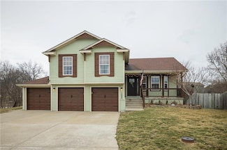 1406 Tyler Ct, Greenwood, MO 64034