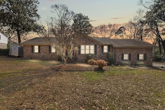 1027 Yeamans Hall Rd, Hanahan, SC 29410