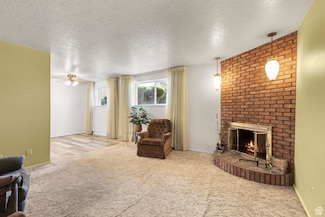 5545 S 2100 W Unit 12, Roy, UT 84067