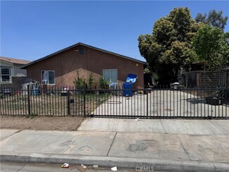 308 E 10th St Unit 2, Bakersfield, CA 93307