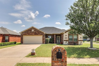 1610 Makayla Ln, Seagoville, TX 75159