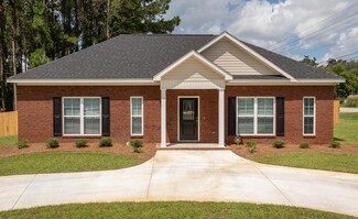 173 Beauville Dr, Kinsey, AL 36303