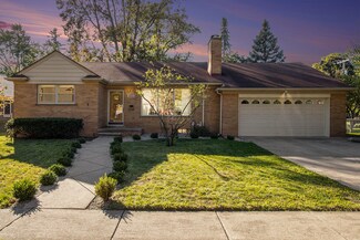 9833 Blackburn St, Livonia, MI 48150