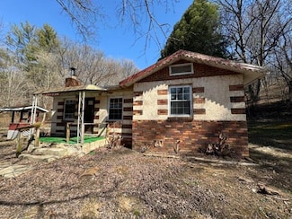 39854 Ohio 160, Wilkesville, OH 45695
