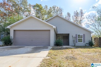 72 Hills Mine Ave, West Blocton, AL 35184