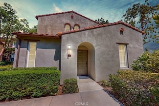 57 Alevera St, Irvine, CA 92618