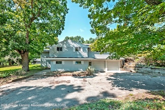 6421 Lounsbury Rd, Williamston, MI 48895