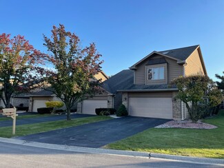 9087 Del Prado Dr, Palos Hills, IL 60465
