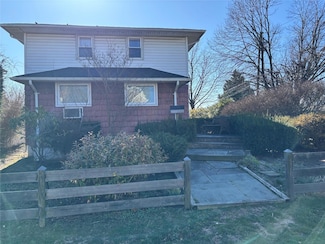 2002 Freeman Ave, East Meadow, NY 11554