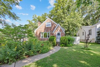 913 Briarton Dr, Saint Louis, MO 63126