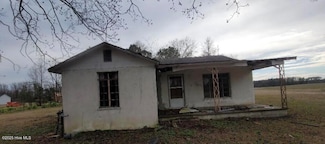 9063 Hwy 41 W, Richlands, NC 28574