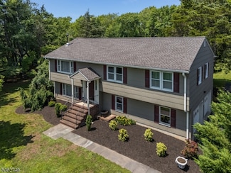 18 Sunset View Rd, Whitehouse Station, NJ 08889