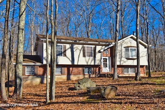 8212 Pine Grove, East Stroudsburg, PA 18301