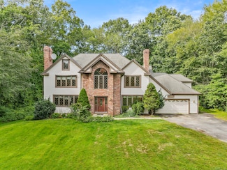 17 Harvest Ln, Colchester, CT 06415