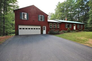 42 Old Standish Rd, Buxton, ME 04093