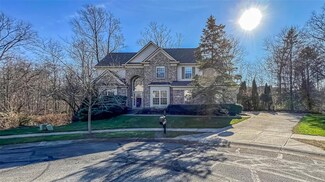 9643 Winsome Ct, Indianapolis, IN 46256