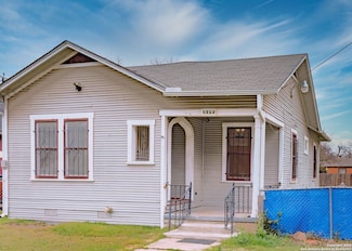 2015 W Houston St, San Antonio, TX 78207