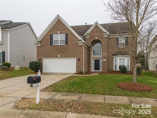 4106 Barclay Forest Dr, Charlotte, NC 28213