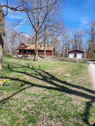 2320 Baldwin Rd, New Athens, IL 62264