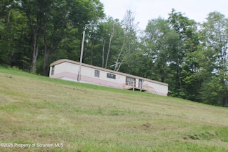 805 Stone St, Montrose, PA 18801