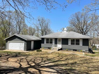 27689 Walnut Rd, Urbana, MO 65767