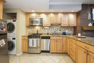 271 Beacon St Unit A, Boston, MA 02116