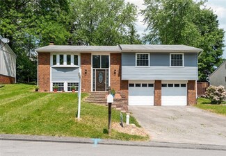 645 Carnival Dr, Pittsburgh, PA 15239