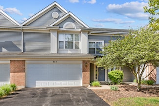 453 Lancaster Dr, Pingree Grove, IL 60140