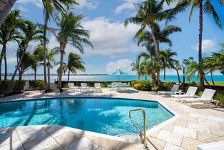 25 Sunset Key Dr, Key West, FL 33040