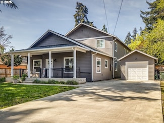 15807 SE Rainier Ave, Clackamas, OR 97015