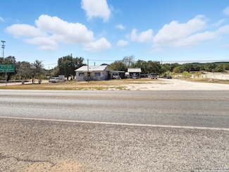 9030 Fm 1283, Lakehills, TX 78063