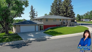620 Grant Ave, Glenrock, WY 82637