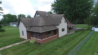 914 N Morton St, Fairmount, IN 46928