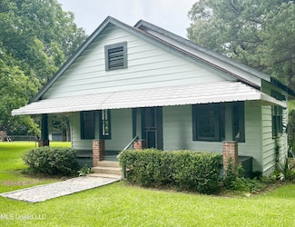 873 Smith Co Road 142, Morton, MS 39117
