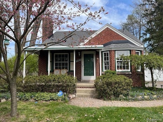 32230 5 Mile Rd, Livonia, MI 48154