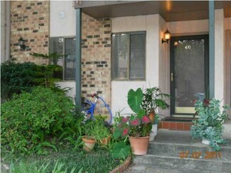 3500 E SiMcOe St Unit 40, Lafayette, LA 70501