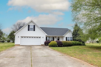 210 Cherry Blossom Ct, Duncan, SC 29334