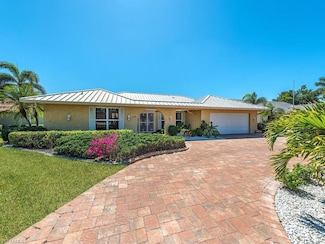 226 Torrey Pines Point, Naples, FL 34113