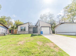 206 Ross St W, Sulphur Springs, TX 75482