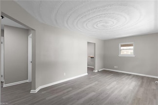 102 Stratford St, Portsmouth, VA 23701